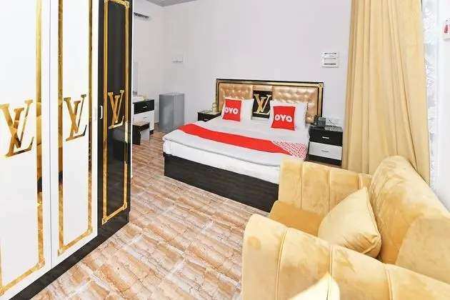 Standard Tek Büyük Yataklı Oda