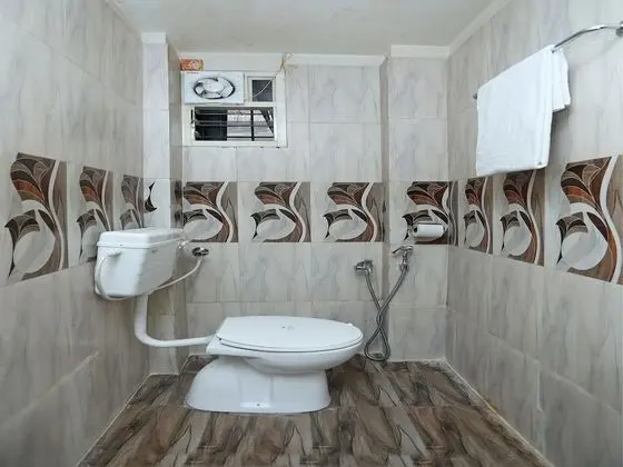 Tek Büyük Yataklı Oda, 1 Tek Kişilik Yatak