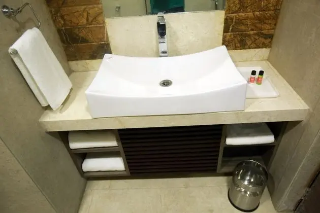 Standard Tek Büyük veya İki Ayrı Yataklı Oda, 1 Çift Kişilik Yatak, Özel Banyo