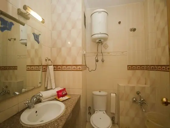 Tek Büyük veya İki Ayrı Yataklı Oda