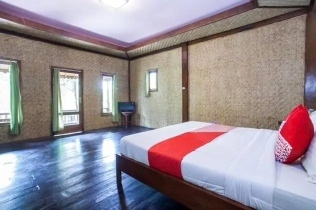 Deluxe Tek Büyük Yataklı Oda