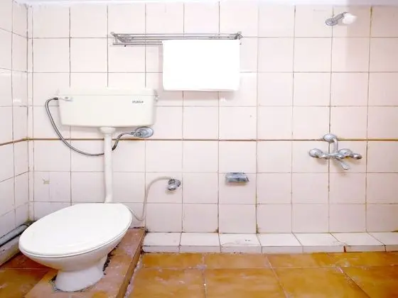 Tek Büyük Yataklı Oda, 1 Tek Kişilik Yatak