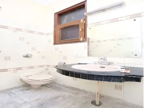 Tek Büyük veya İki Ayrı Yataklı Oda