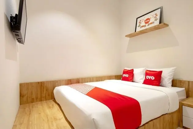 Standard Tek Büyük Yataklı Oda