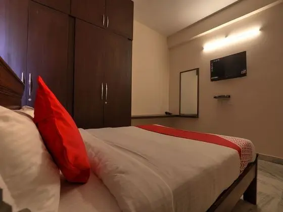 Tek Büyük Yataklı Oda, 1 Çift Kişilik Yatak