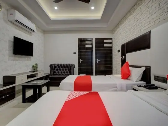 Tek Büyük veya İki Ayrı Yataklı Oda