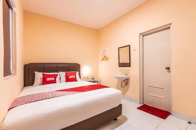 Standard Tek Büyük Yataklı Oda