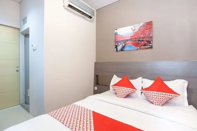 Standard Tek Büyük Yataklı Oda