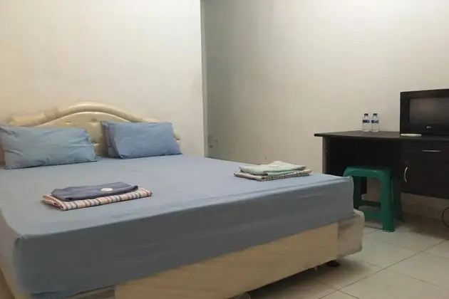 Standard Tek Büyük Yataklı Oda