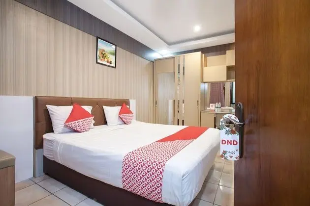 Standard Tek Büyük Yataklı Oda