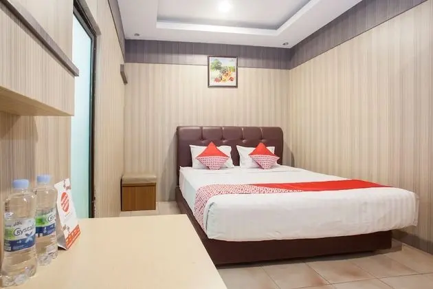 Standard Tek Büyük Yataklı Oda