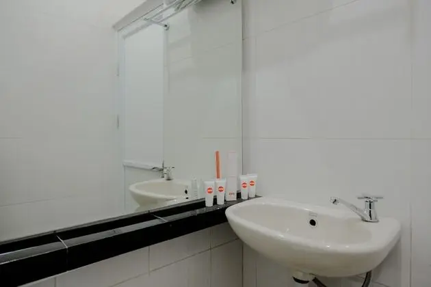 Standard Tek Büyük Yataklı Oda