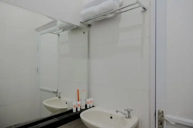Standard Tek Büyük Yataklı Oda