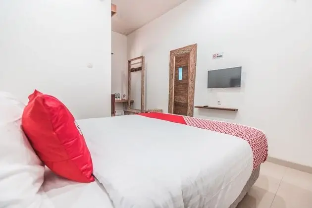 Standard Tek Büyük Yataklı Oda