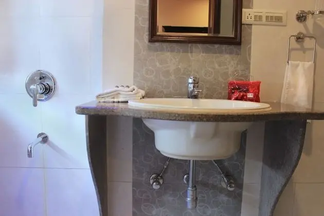 Standard Tek Büyük veya İki Ayrı Yataklı Oda, 1 Çift Kişilik Yatak, Özel Banyo