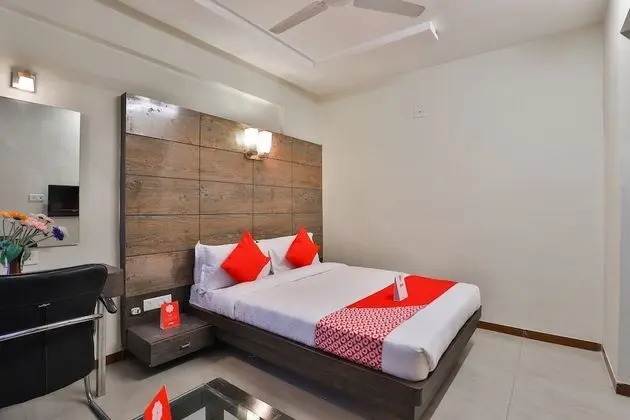 Standard Tek Büyük Yataklı Oda