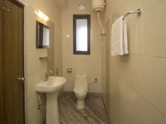 Standard Tek Büyük veya İki Ayrı Yataklı Oda, 1 Çift Kişilik Yatak, Sigara İçilmez