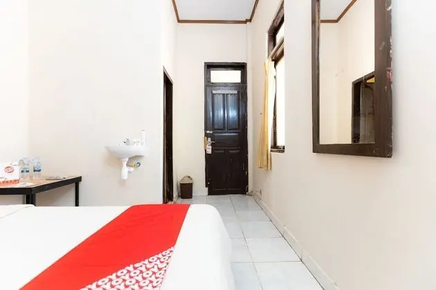 Standard Tek Büyük Yataklı Oda