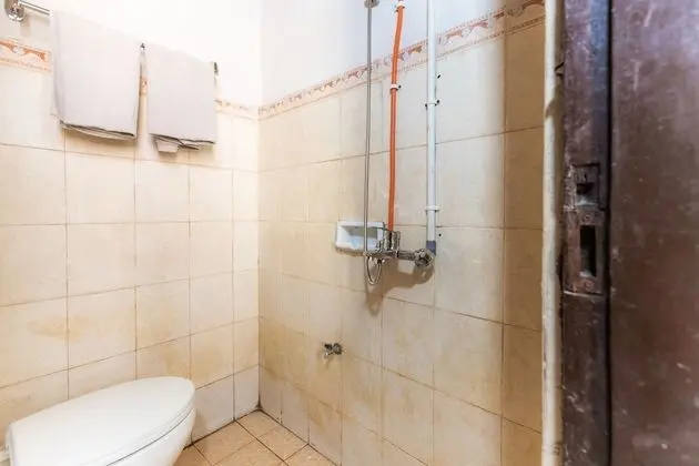 Standard Tek Büyük Yataklı Oda