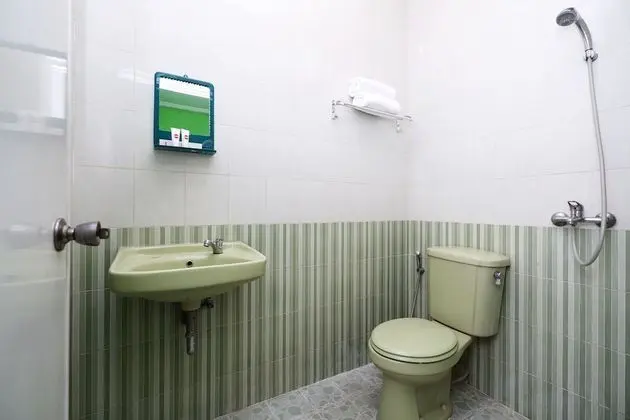 Standard Tek Büyük Yataklı Oda