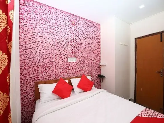 Tek Büyük Yataklı Oda, 1 Büyük (Queen) Boy Yatak