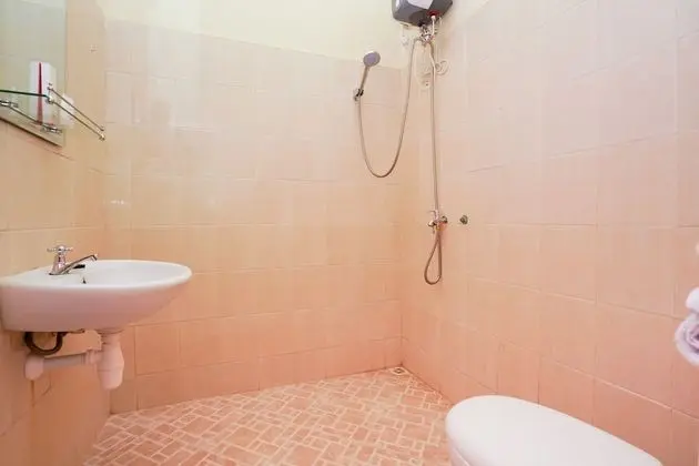 Standard Tek Büyük Yataklı Oda