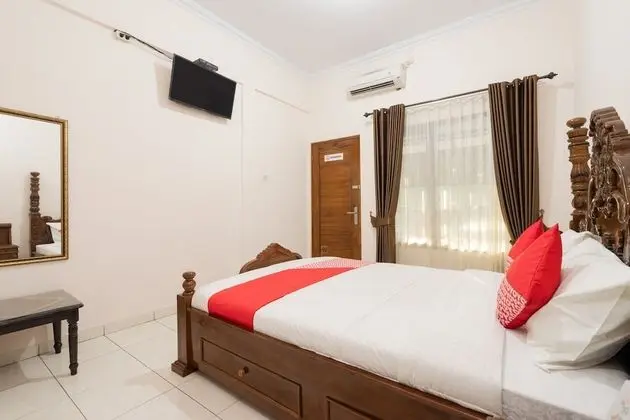 Deluxe Tek Büyük Yataklı Oda