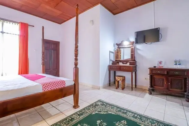 Deluxe Tek Büyük Yataklı Oda