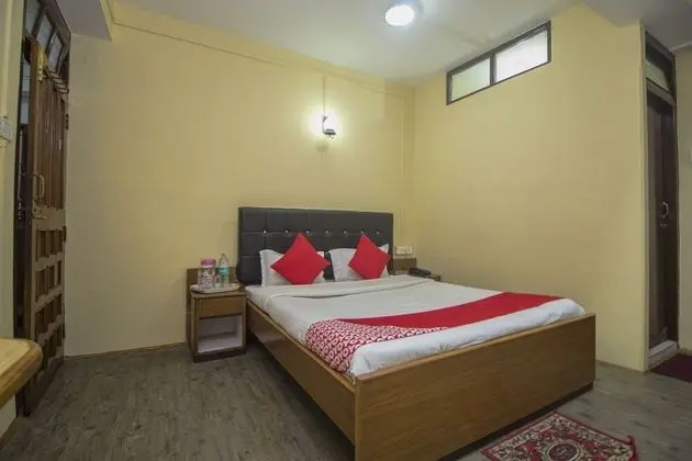 Tek Büyük Yataklı Oda, 1 Tek Kişilik Yatak