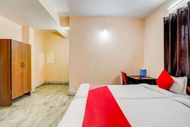 Tek Büyük Yataklı Oda, 1 Tek Kişilik Yatak