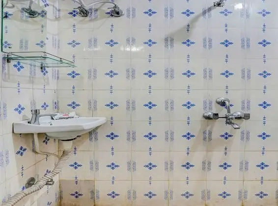 Tek Büyük Yataklı Oda, 1 Tek Kişilik Yatak