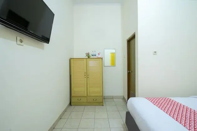 Basic Tek Büyük Yataklı Oda