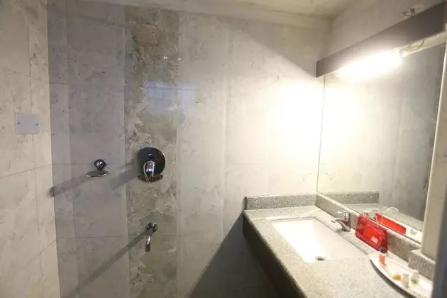 Standard Tek Büyük veya İki Ayrı Yataklı Oda, 1 Çift Kişilik Yatak, Özel Banyo