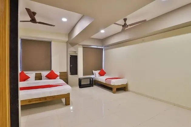 Tek Büyük Yataklı Oda, 1 Çift Kişilik Yatak