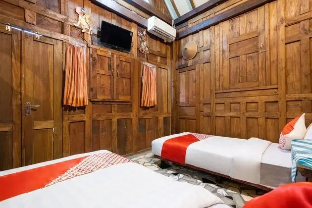 Deluxe İki Ayrı Yataklı Oda