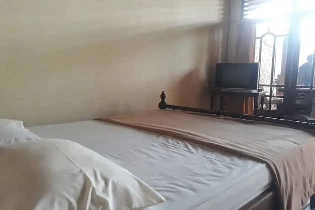 Basic Tek Büyük Yataklı Oda
