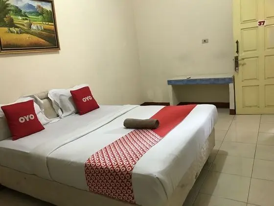 Basic Tek Büyük Yataklı Oda