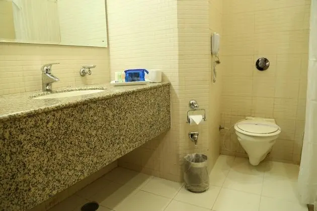Standard Tek Büyük veya İki Ayrı Yataklı Oda, 1 Çift Kişilik Yatak, Özel Banyo