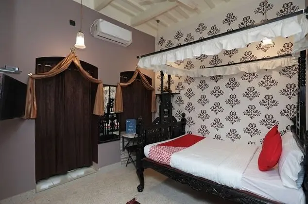 Tek Büyük veya İki Ayrı Yataklı Oda