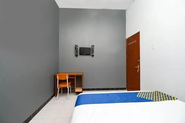 Standard Tek Büyük Yataklı Oda