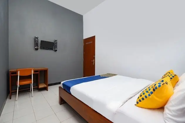 Standard Tek Büyük Yataklı Oda
