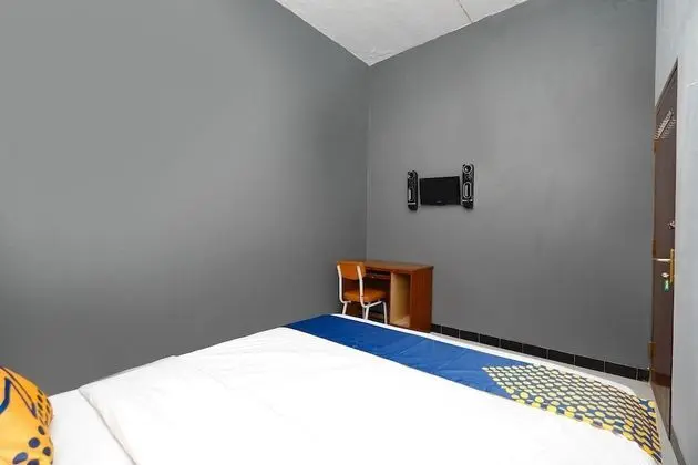 Standard Tek Büyük Yataklı Oda
