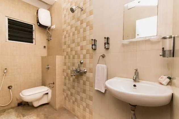 Standard Tek Büyük veya İki Ayrı Yataklı Oda, 1 Çift Kişilik Yatak, Özel Banyo