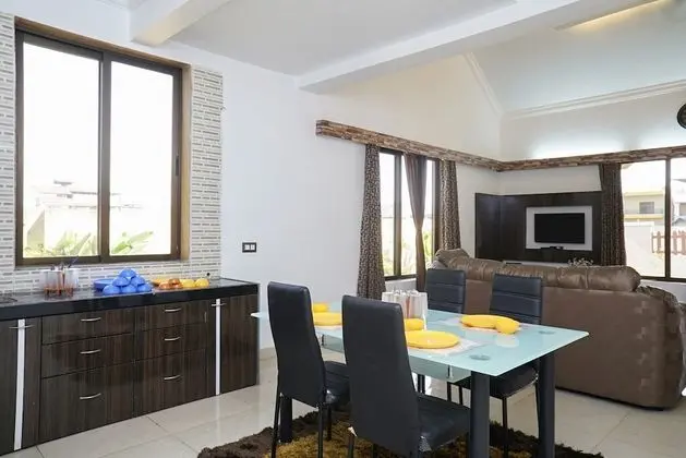 Tek Büyük veya İki Ayrı Yataklı Oda