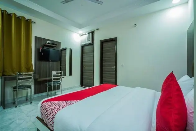 Tek Büyük veya İki Ayrı Yataklı Oda, 1 Büyük (Queen) Boy Yatak