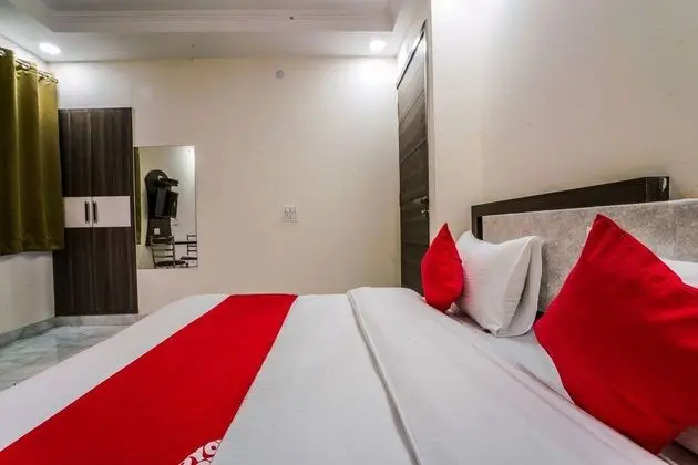 Tek Büyük veya İki Ayrı Yataklı Oda, 1 Büyük (Queen) Boy Yatak