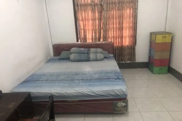 Basic Tek Büyük Yataklı Oda
