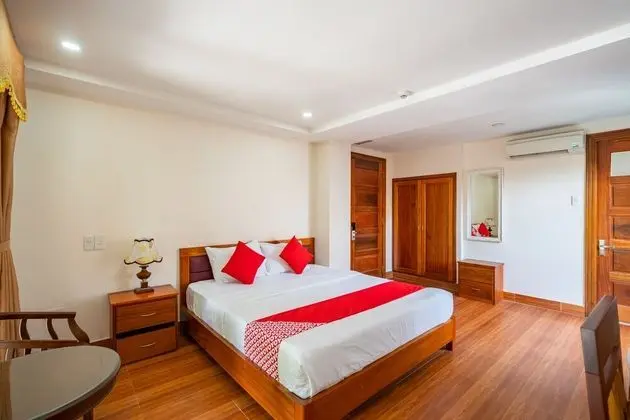 Deluxe Tek Büyük Yataklı Oda
