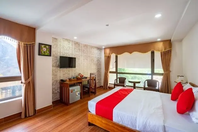 Deluxe Tek Büyük Yataklı Oda