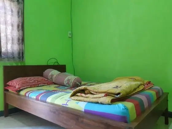 Basic Tek Büyük Yataklı Oda